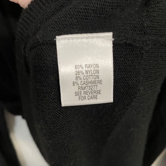 Apt 9 Cashmere Sweater Women's M Black V Neck Pullover Soft Lightweight - Picture 3 of 7